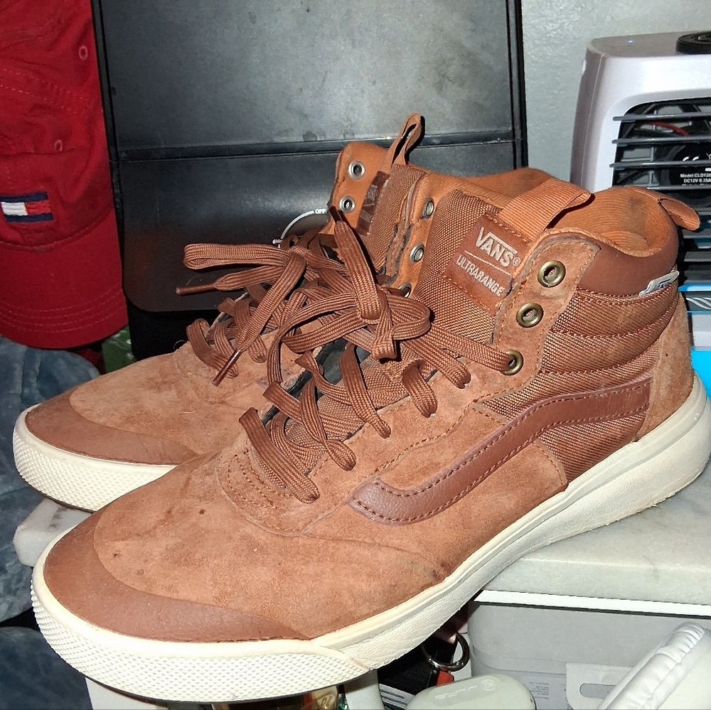 Vans Men's Tan High-Top Sneakers